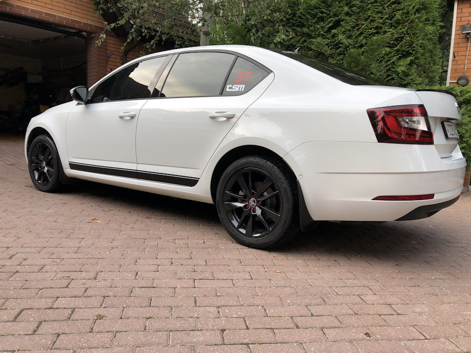 Skoda Octavia a7 White