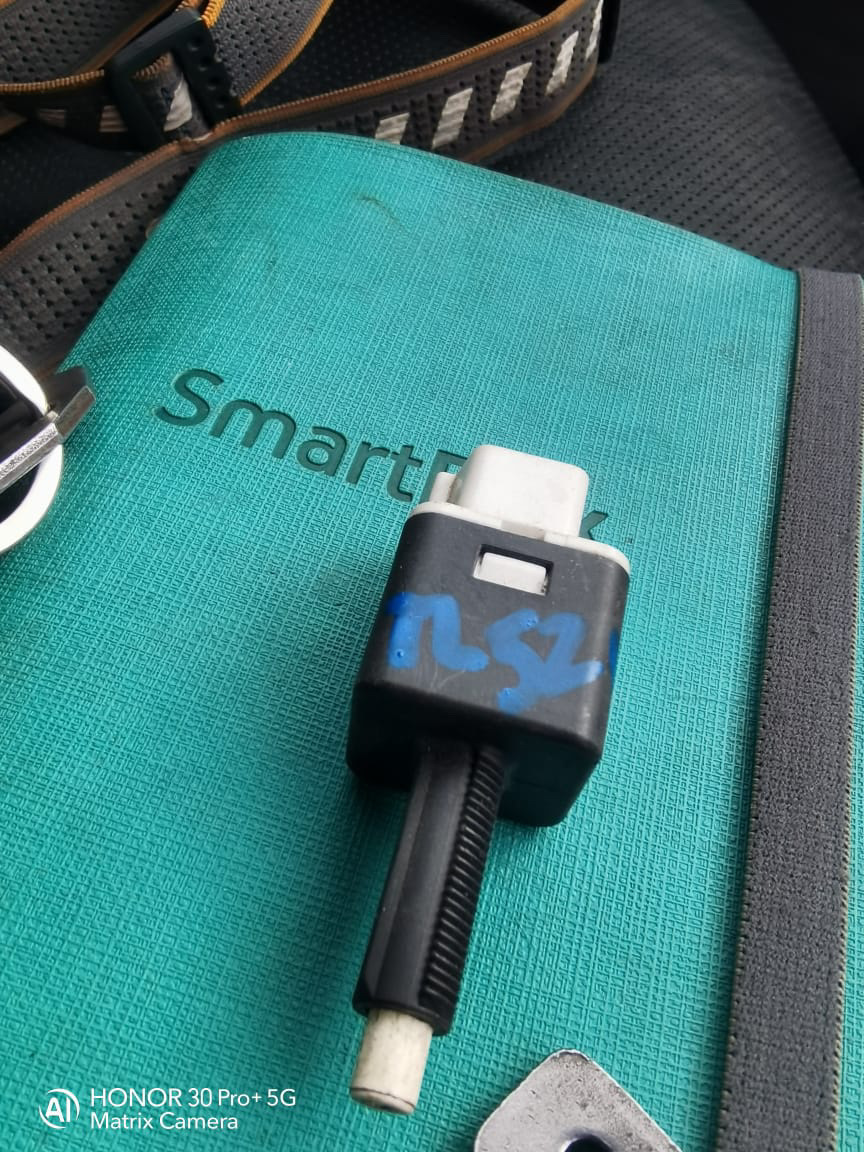 Не работает стоп сигнал — Suzuki Jimny, 0,7 л, 2008 года | визит на ...