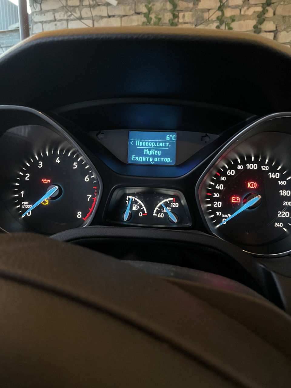 Mykey — Ford Focus III Hatchback, 1,6 л, 2018 года поломка DRIVE2