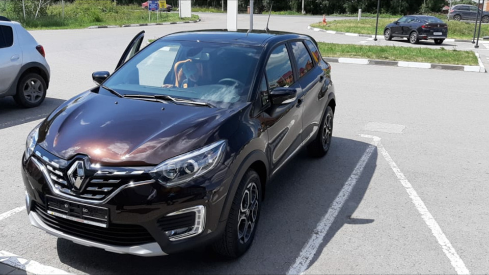 Вариатор рено каптур 2020. Рено Каптур 1.6. Renault Captur Style 1.6 CVT. Рено Каптур Style. Рено Каптур 1.6 вариатор