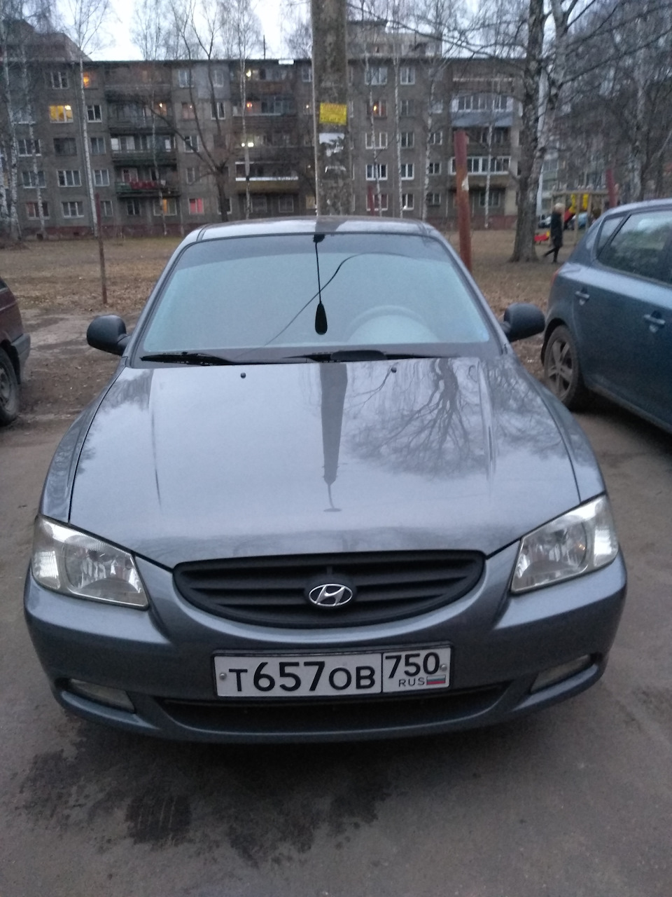 Сьемная тонировка 20% и полоска — Hyundai Accent (2G), 1,5 л, 2008 года |  нарушение ПДД | DRIVE2