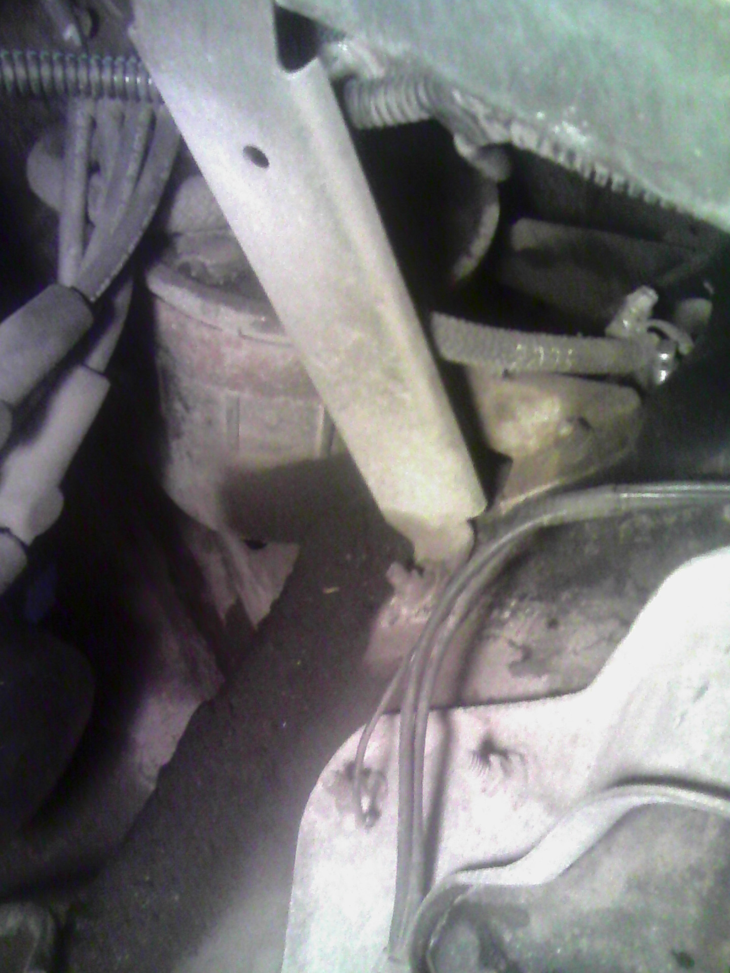 Перенос АКБ справа налево — Lada 21041, 1,6 л, 2007 года | тюнинг | DRIVE2