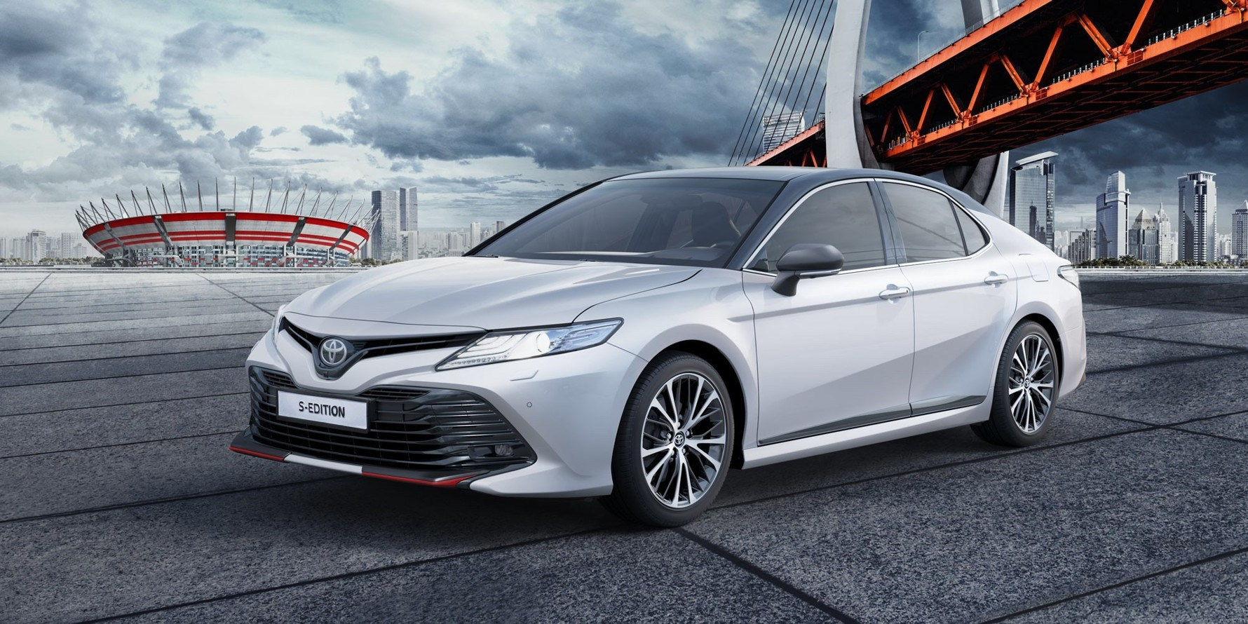 Toyota Camry 2020 Sport