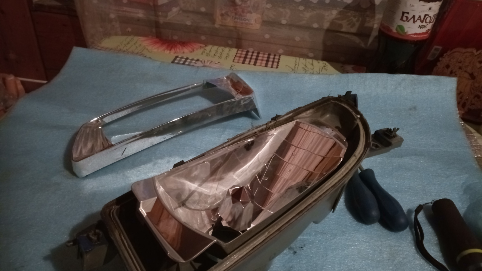 Небольшой ремонт приборной панели / залипает стрелка температуры ...