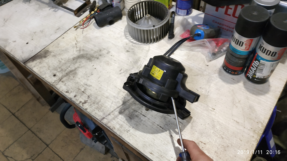 Фото в бортжурнале KIA Sorento (1G). Запчасти на фото: 2019111