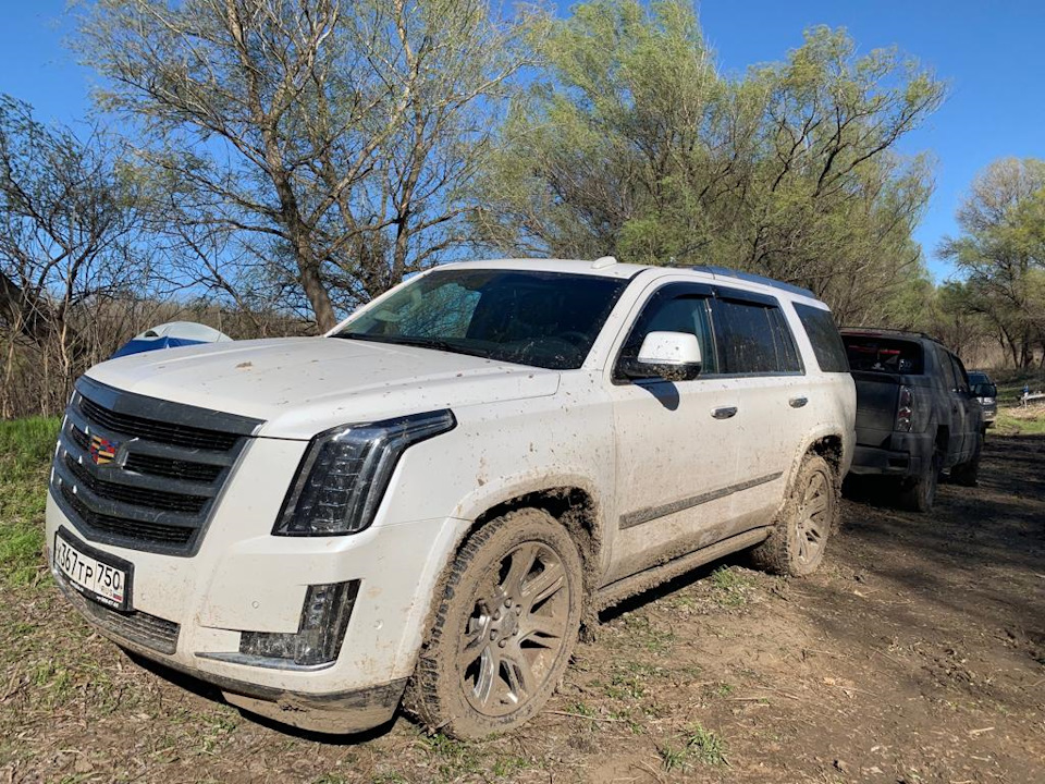 Cadillac Escalade 2015 бездорожье