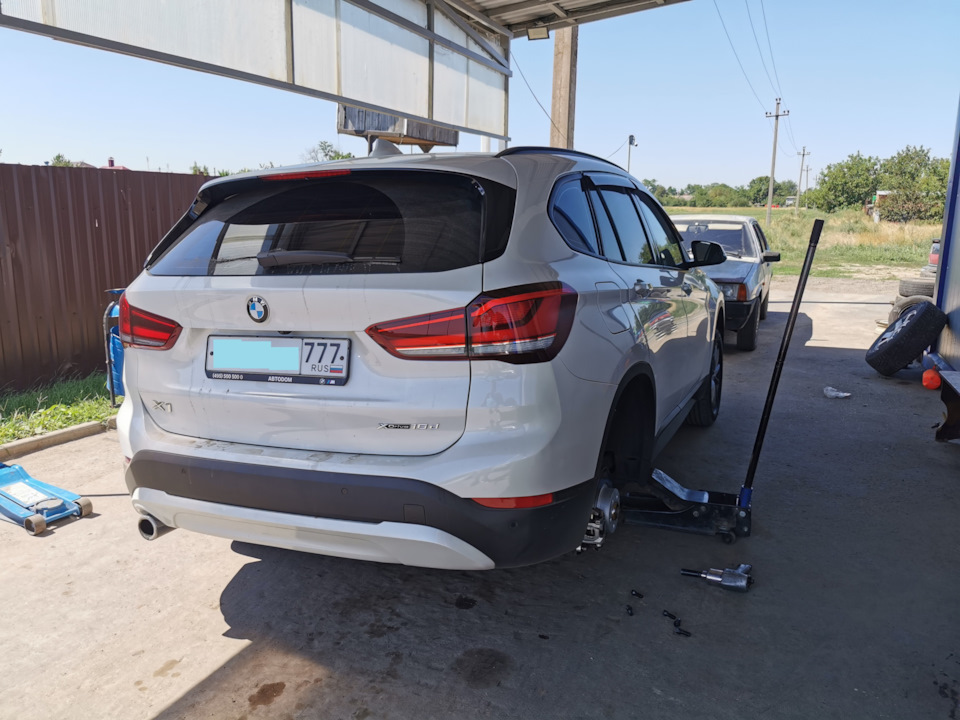 Фото в бортжурнале BMW X1 (F48)