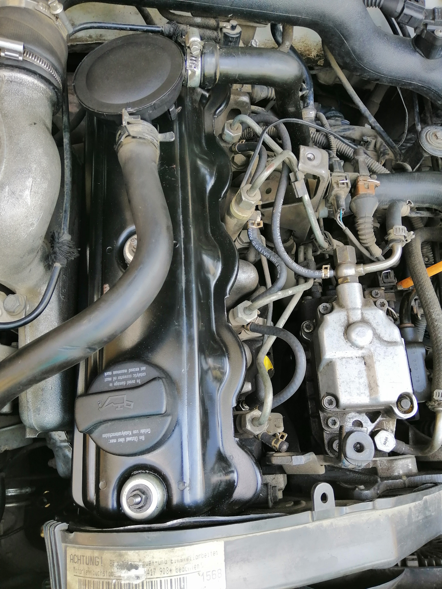 Устранил течь клапанной крышки — Volkswagen Passat Variant (B5), 1,9 л ...