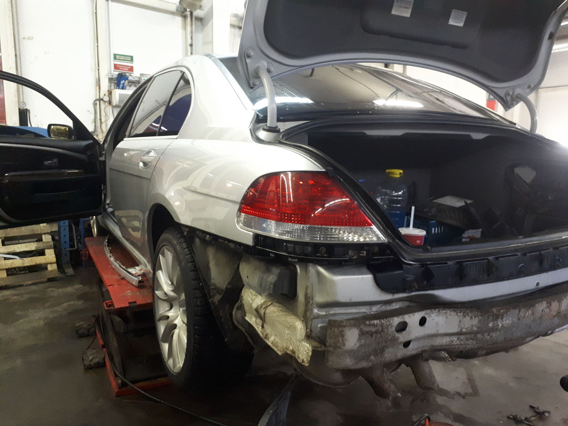 Ремонт парктроников — BMW 7 series (E65/E66), 4,8 л, 2006 года | визит ...