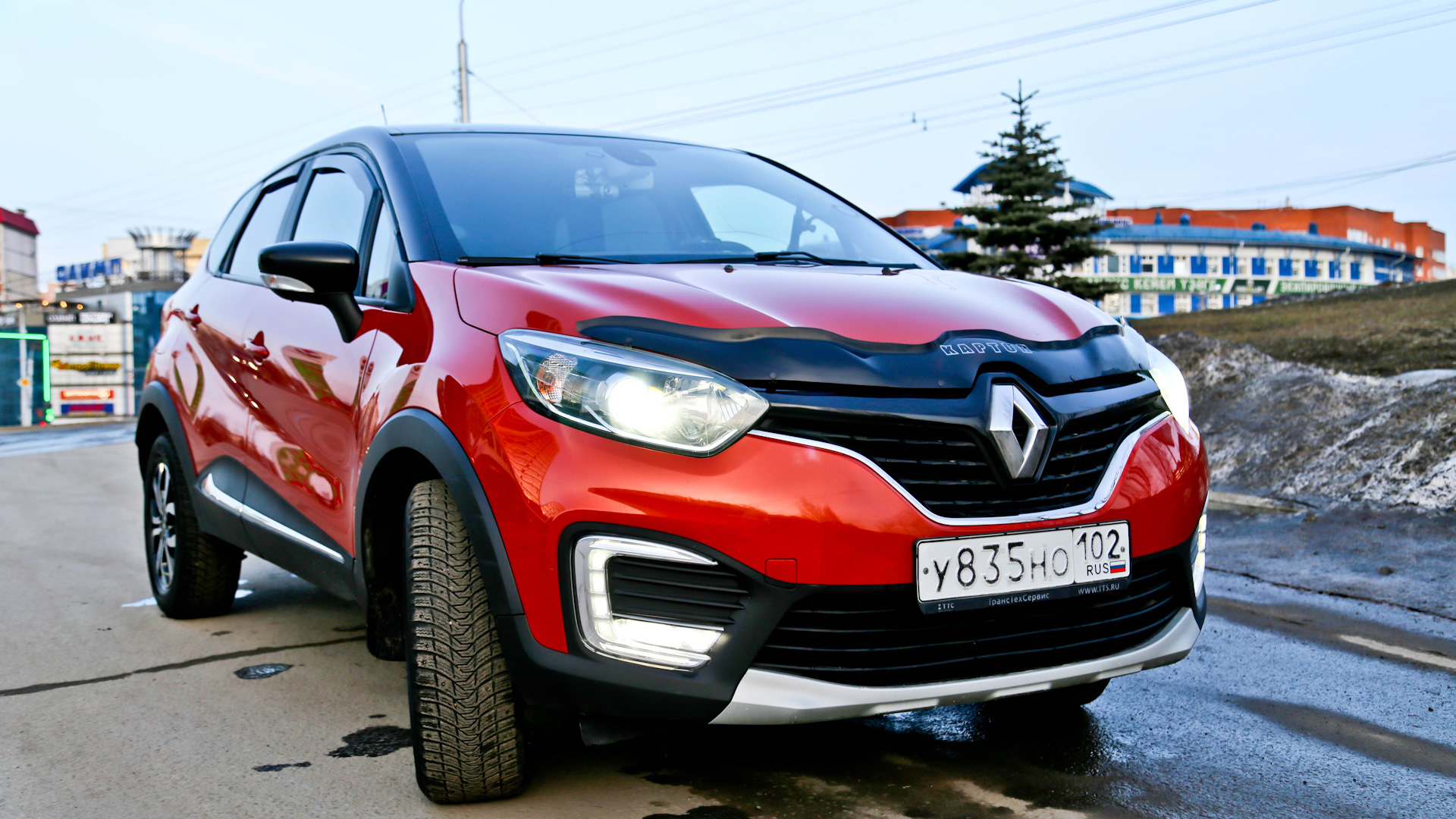 Renault Kaptur (2016) 2.0 бензиновый 2017 | 2.0 л. Автомат на DRIVE2