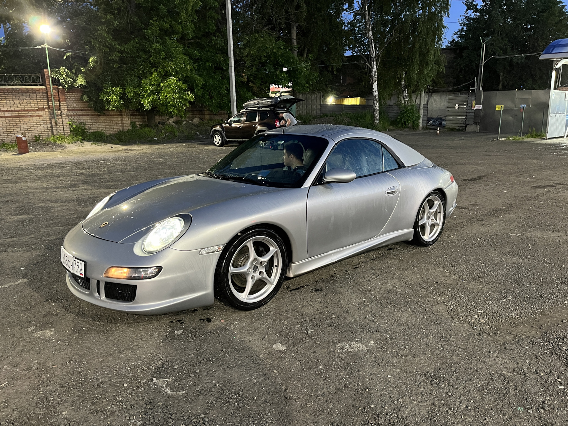 Porsche 996 Р¶РµР»С‚С‹Р№