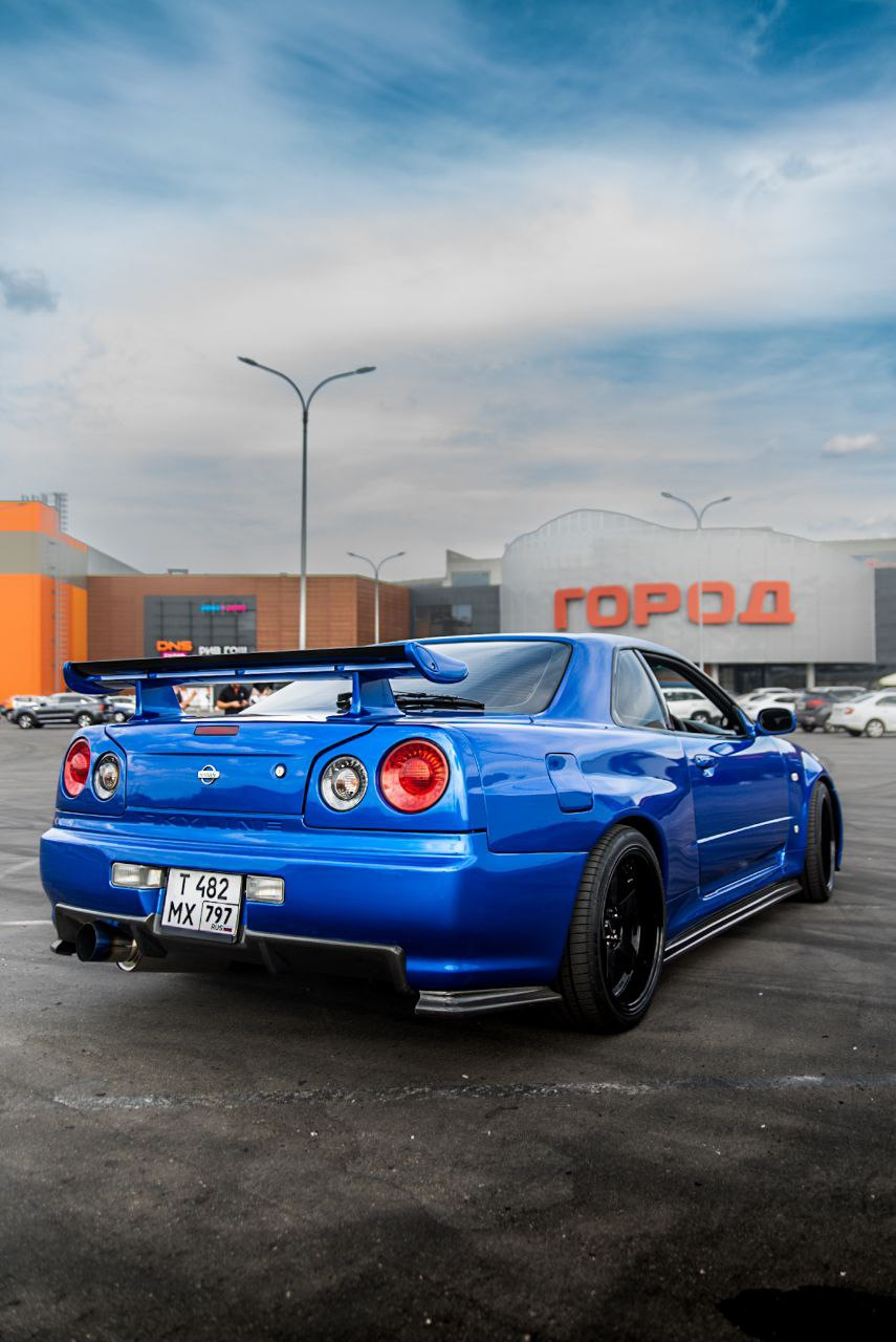 Nissan Skyline r34 полный привод снизу