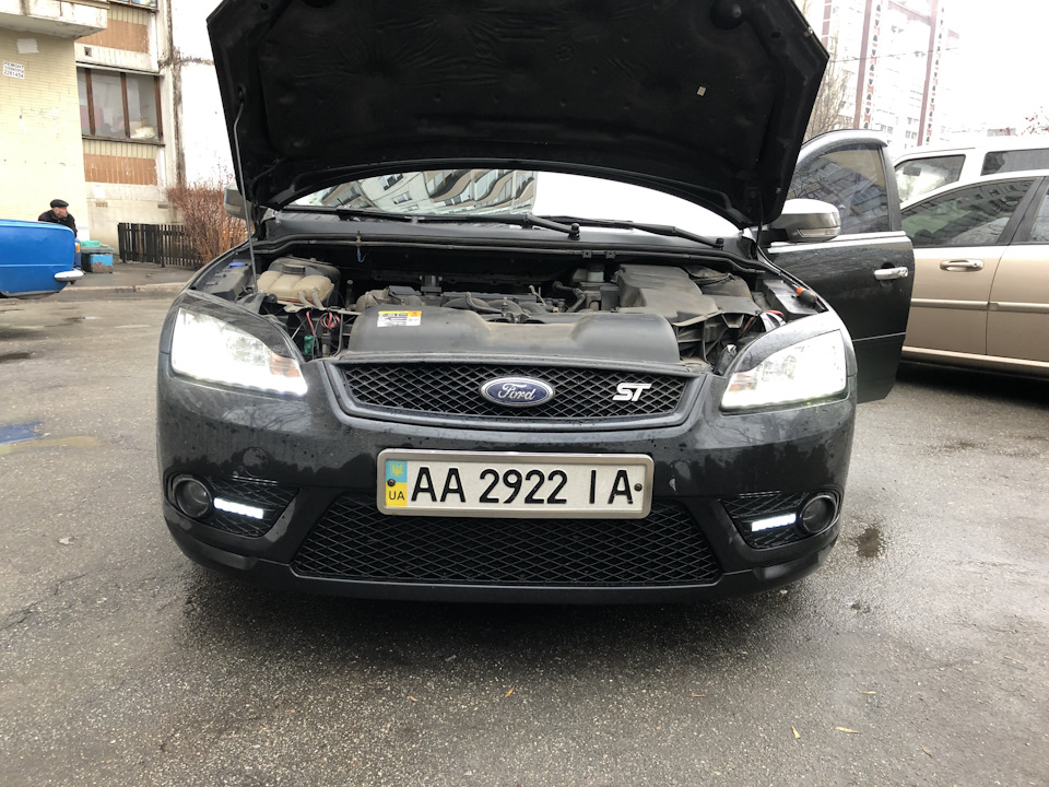 Лед лампы в ближни линза на… — Ford Focus Hatchback II, 1,6 л, 2007 ...