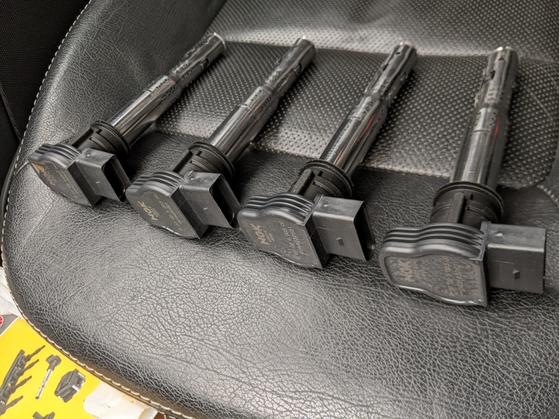 Новые катушки зажигания NGK 48042 — Skoda Octavia A5 Mk2, 1,8 л, 2012 ...