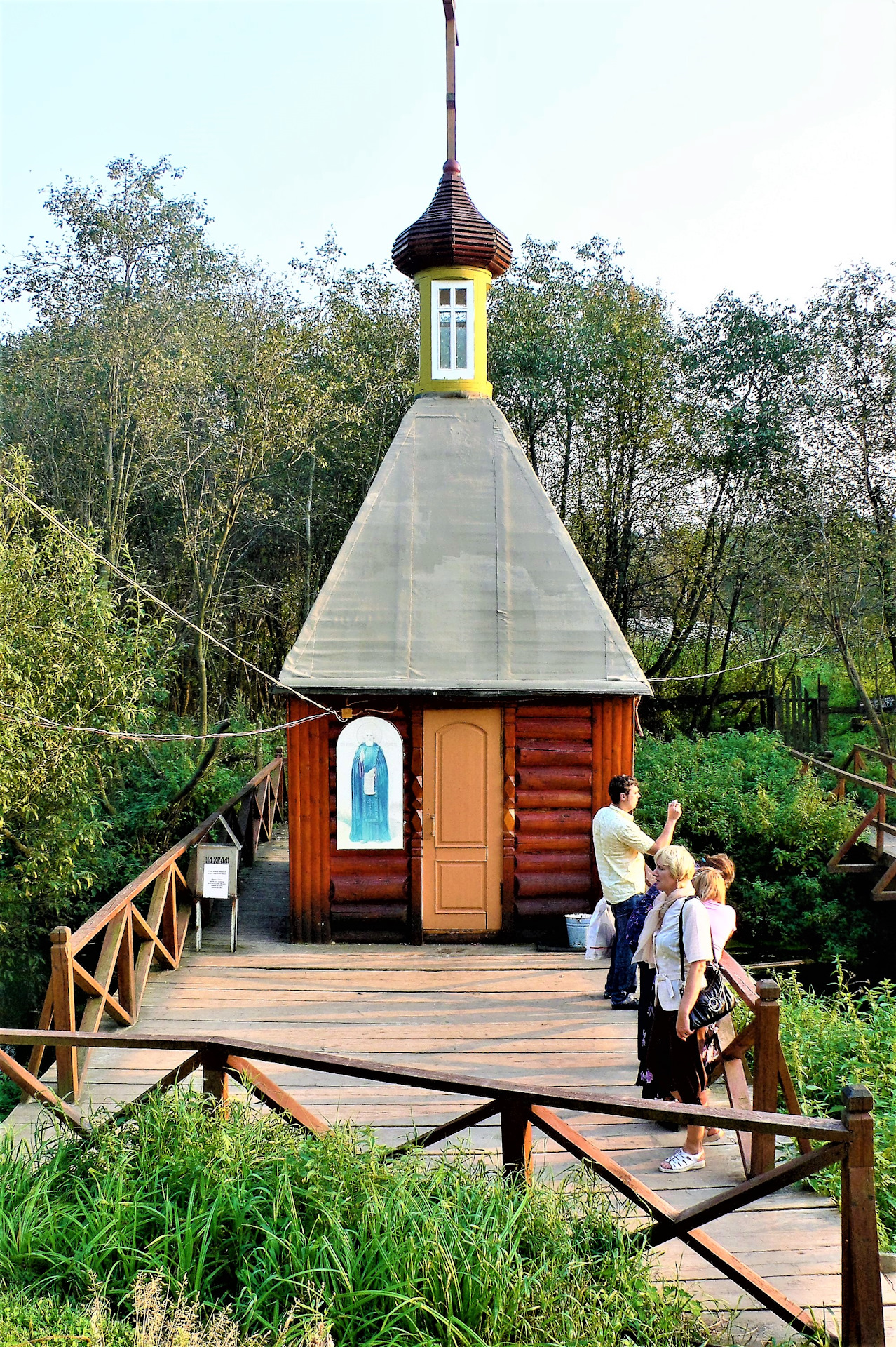 Святой источник радонеж фото