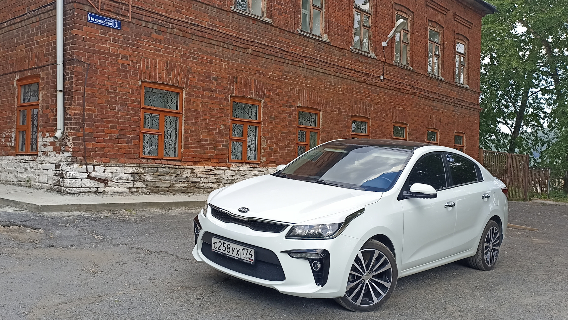 KIA Rio (4G) 1.6 бензиновый 2017 | Premium на DRIVE2