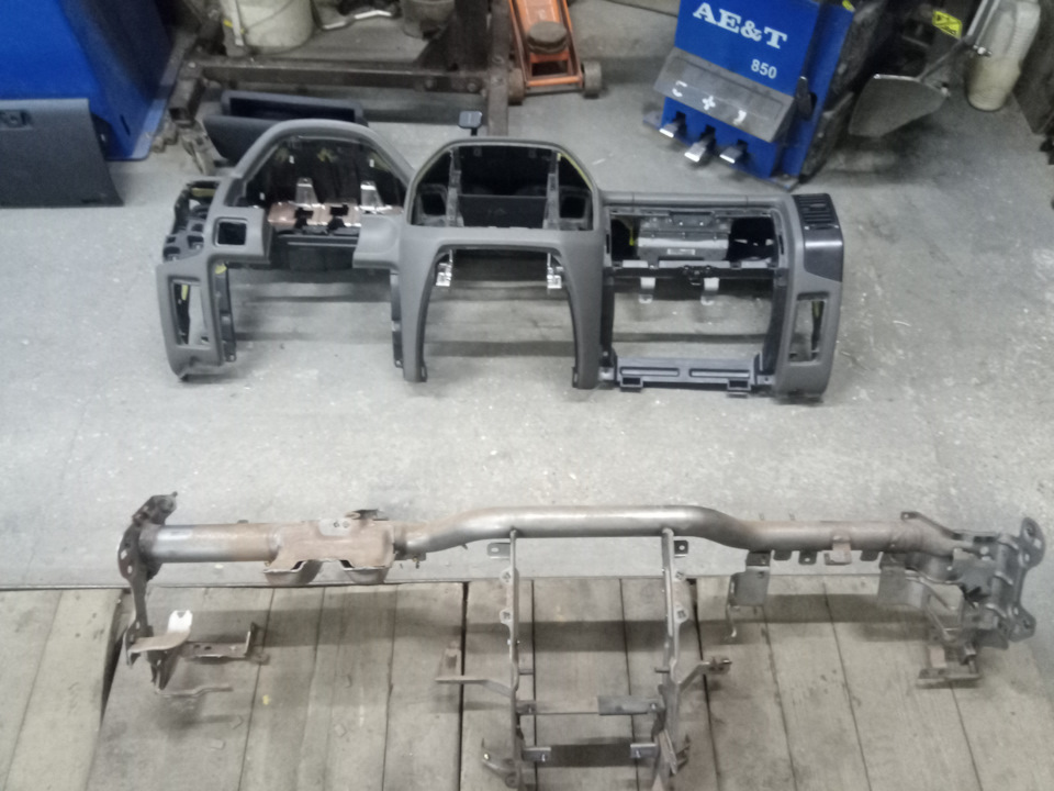 Фото в бортжурнале Mitsubishi Montero III (V60)