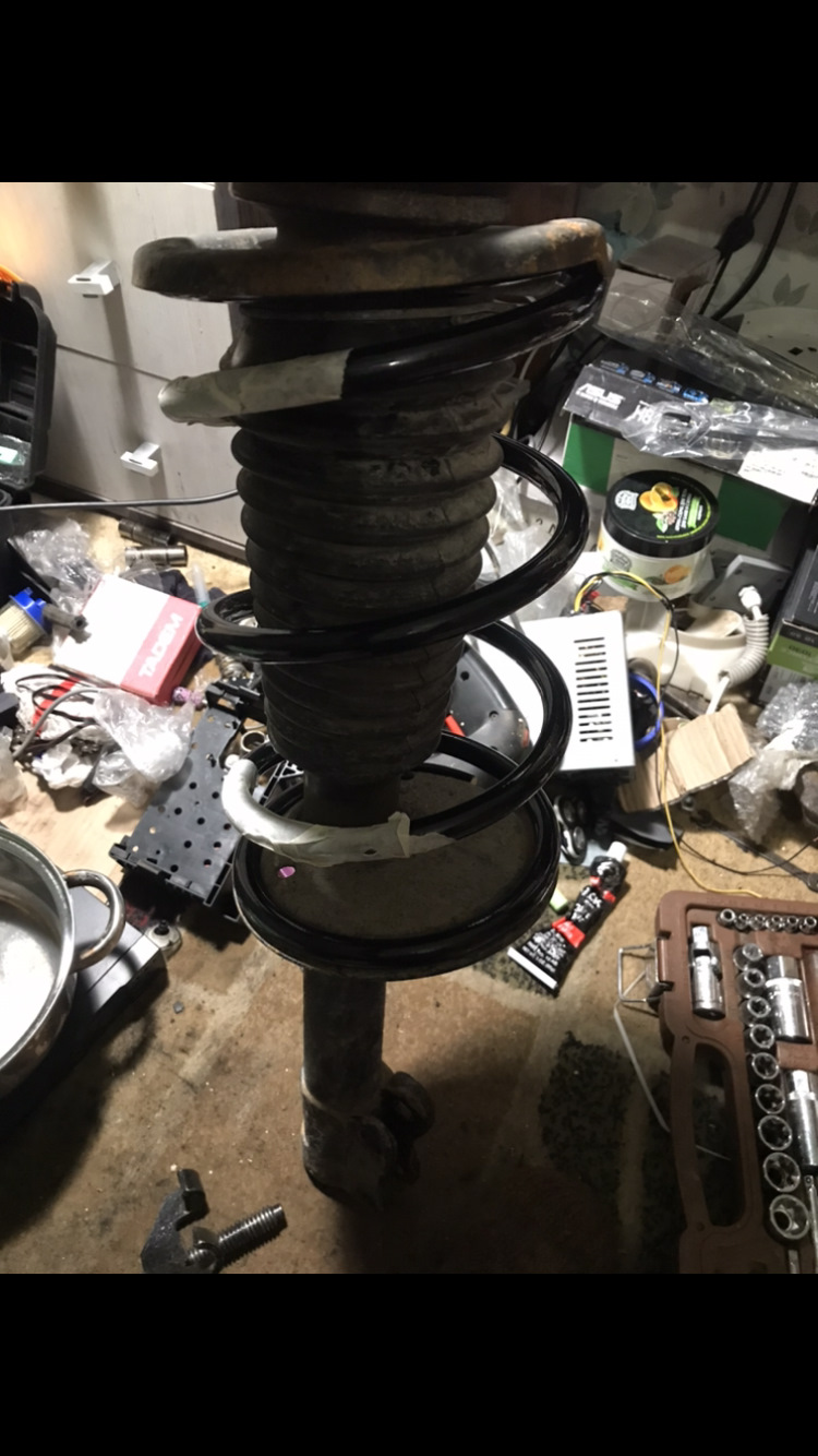 Пружины от Mitsubishi. Правильное занижение. — ИЖ 2126, 1,6 л, 2003 ...