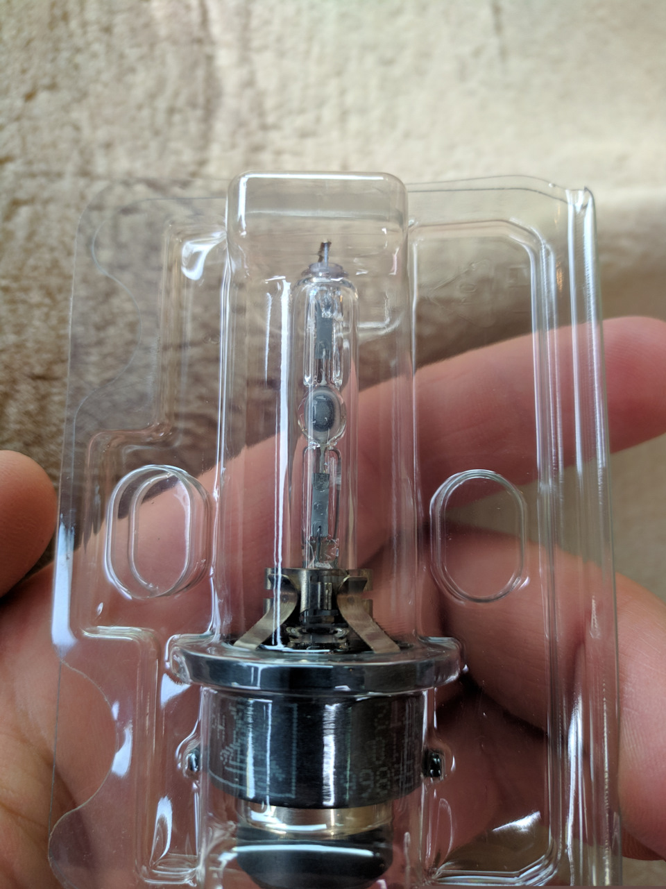 Ремонт патрона в заднем фонаре и замена ламп — Honda CR-V (RE), 2,4 л ...