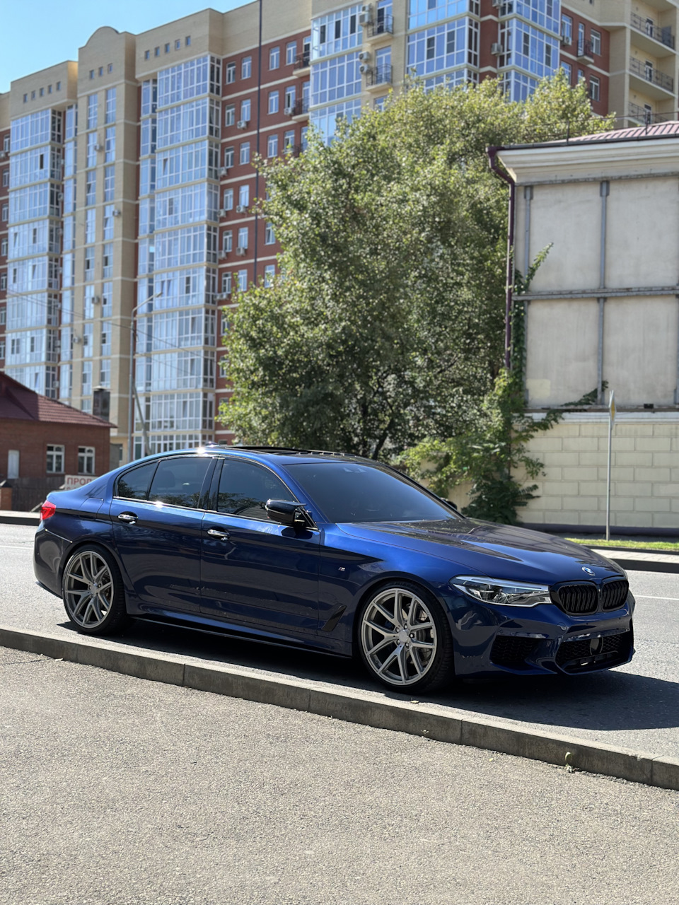 Легкая тонировка 35% — BMW 5 series (G30), 2 л, 2018 года | стайлинг ...