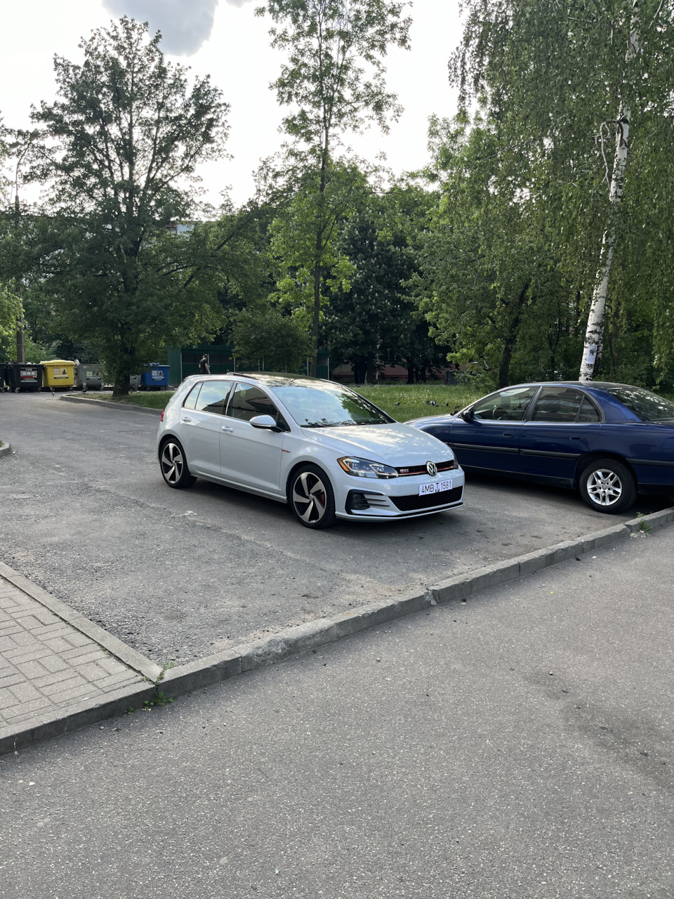 Просто быстро и спонтанно уехал. — Volkswagen Golf Mk7 GTI, 2 л, 2019 года  | продажа машины | DRIVE2