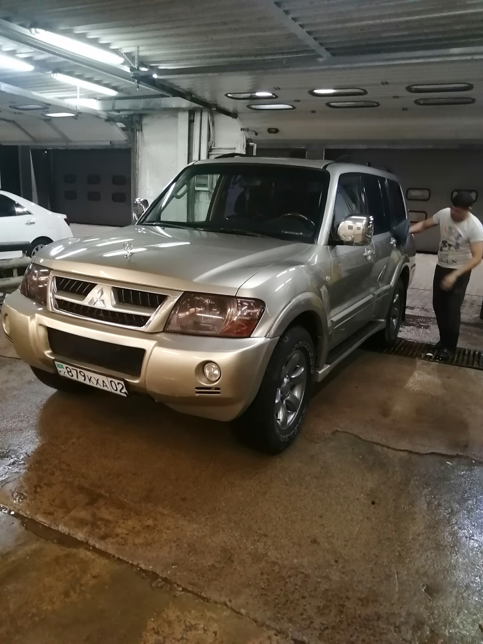 Покраска авто — Mitsubishi Pajero (3G), 3 л, 2006 года | кузовной ремонт |  DRIVE2