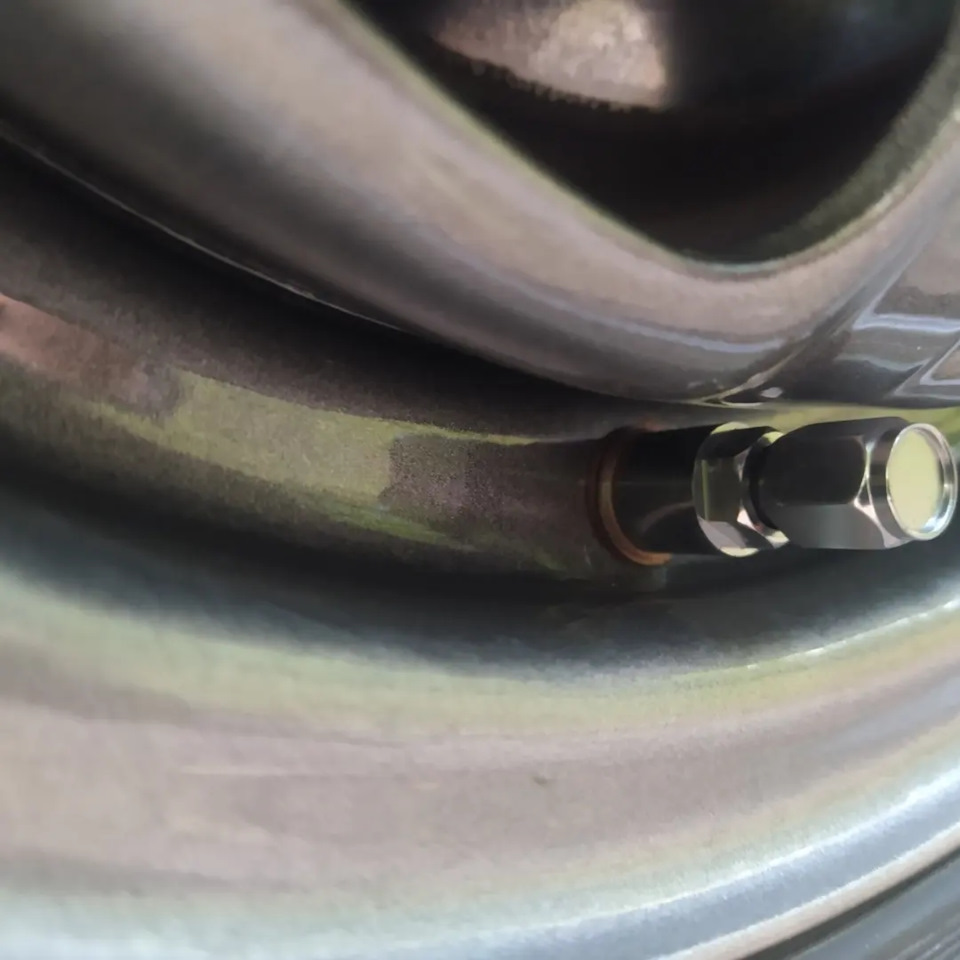 Покраска дисков. — Москвич 2141, 1,5 л, 1993 года | колёсные диски | DRIVE2