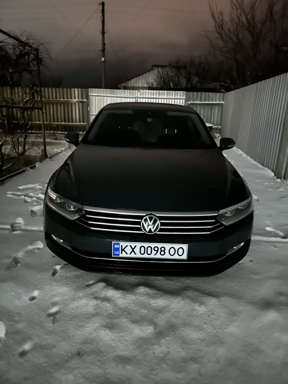 Зима дома — Volkswagen Passat B8, 1,4 л, 2016 года | фотография | DRIVE2