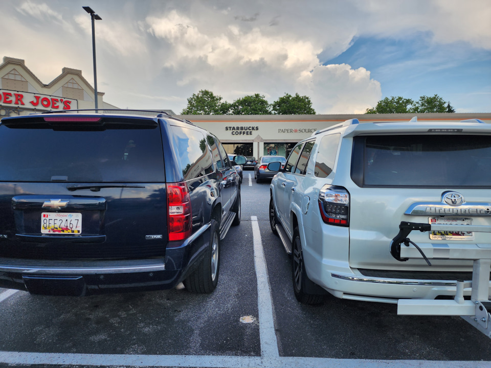 Suburban vs 4 Runner — Chevrolet Suburban (11G), 5,3 л, 2010 года ...