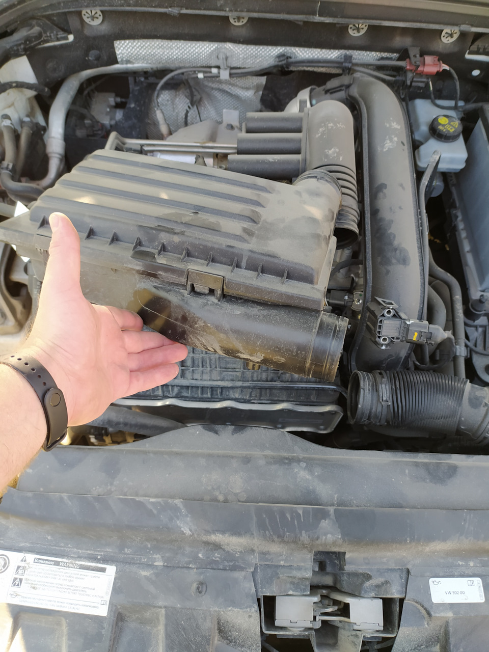 Дальше всем известные танцы с бубном вокруг воздушного фильтра на ЕА211. — Skoda Octavia A7 Mk3