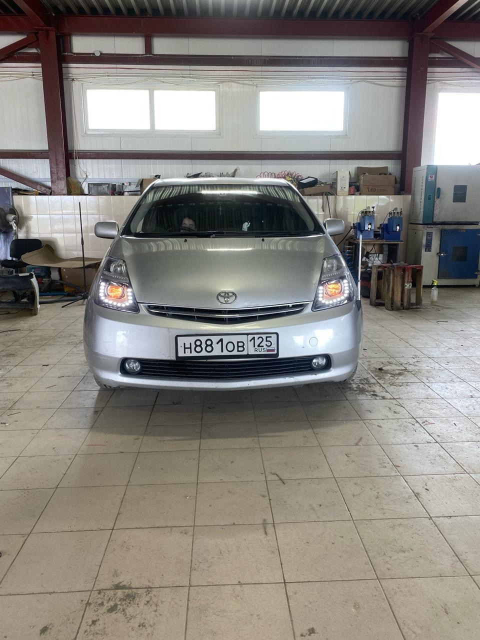 Продажа фар — Toyota Prius (20), 1,5 л, 2008 года | тюнинг | DRIVE2