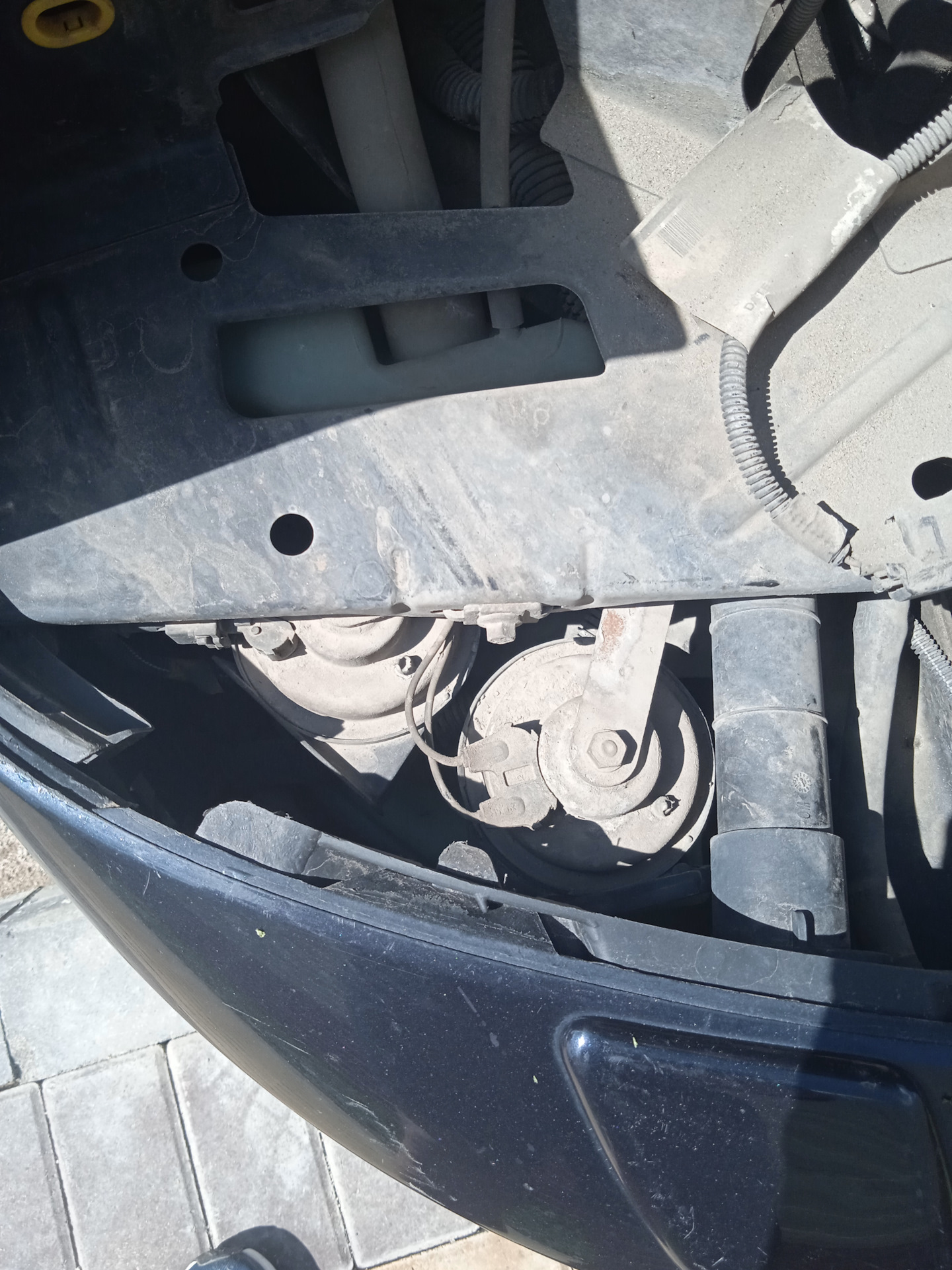 Звуковой сигнал — Volvo XC90 (1G), 3,2 л, 2009 года | своими руками ...