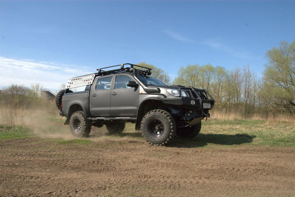 Toyota Hilux Tuning off Road