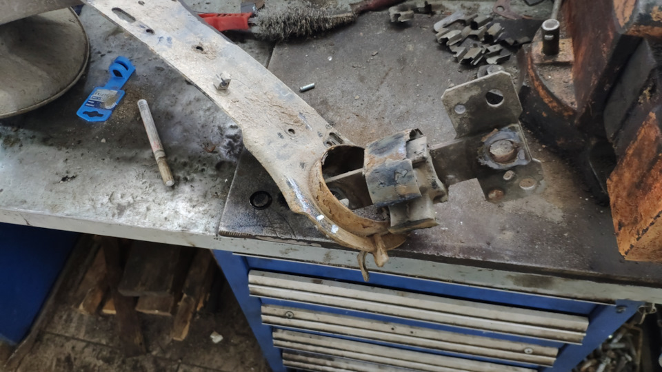 Сайлентблоки продольных рычагов s макс — DRIVE2