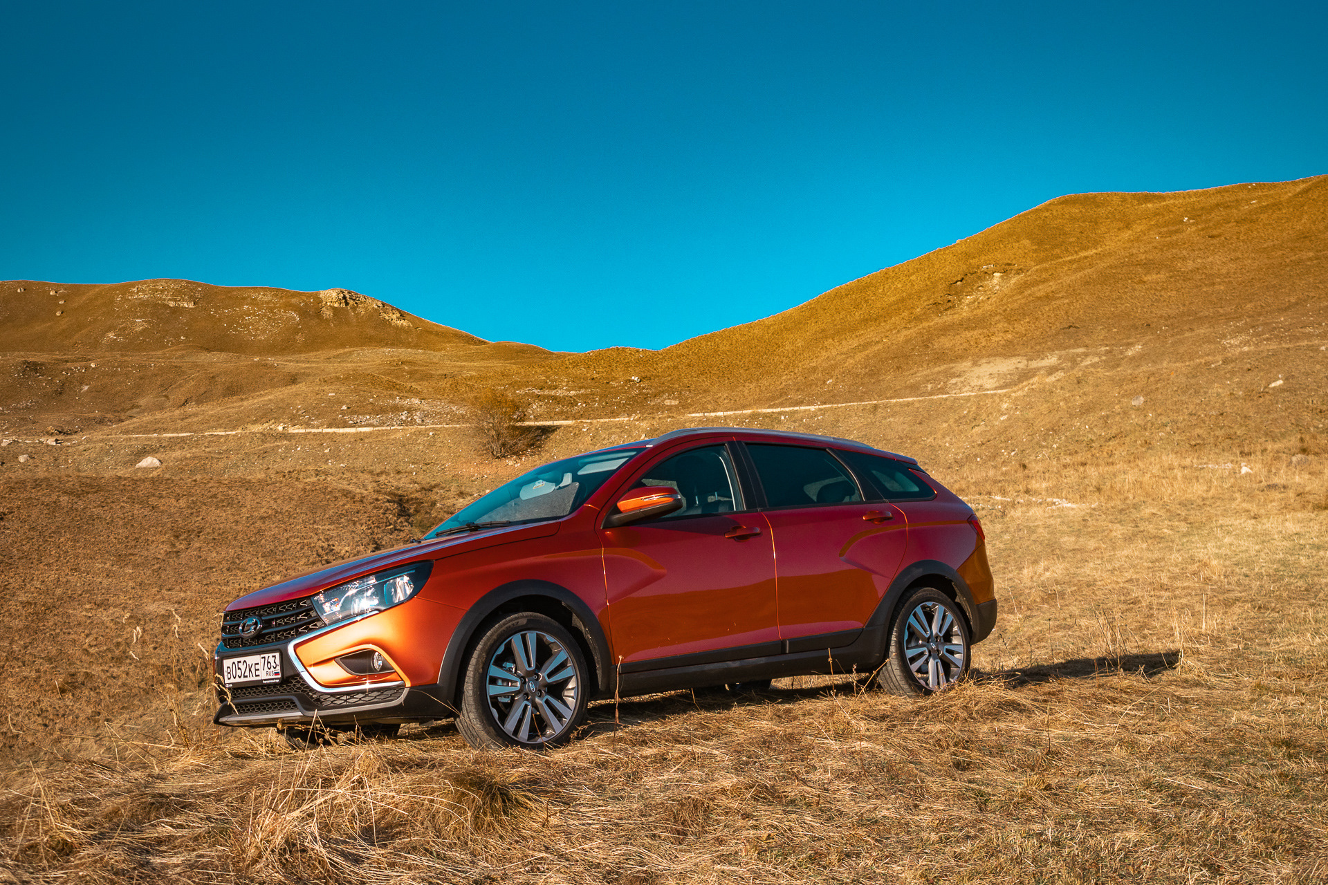 Тест лады весты кросс. Тест драйв Lada Vesta Cross. Лада Веста св кросс драйв 2. Лада Веста св кросс тест драйв. Лада Веста св 2017.