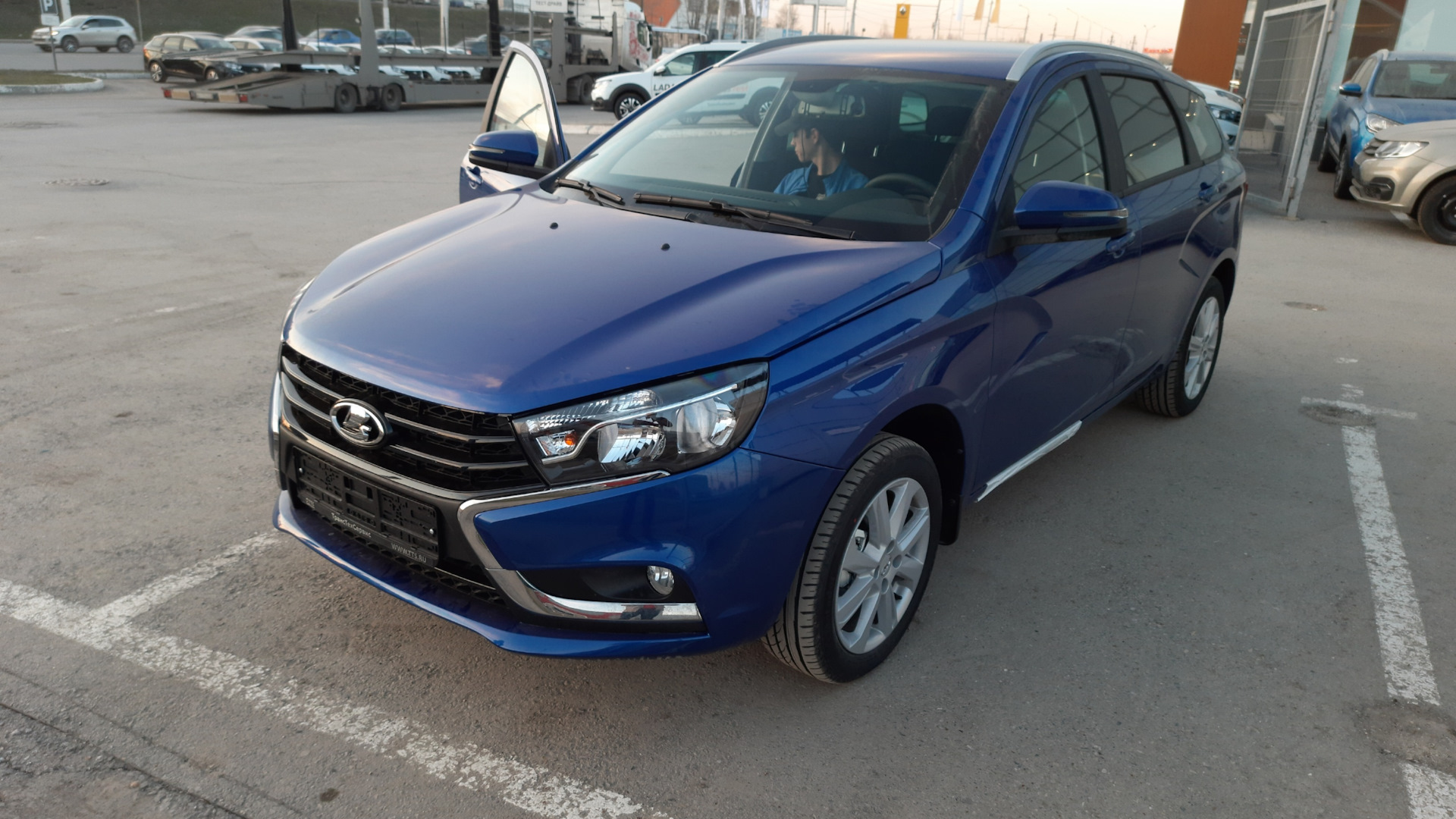 Lada Vesta SW 1.6 бензиновый 2021 | Скрипучая телега на DRIVE2