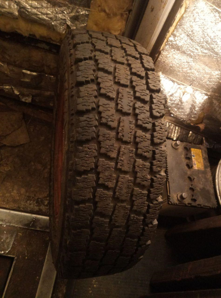 Шины всесезонные 175/70 R13, штампованные диски 5Jx13 5x114,3 на Lada ...