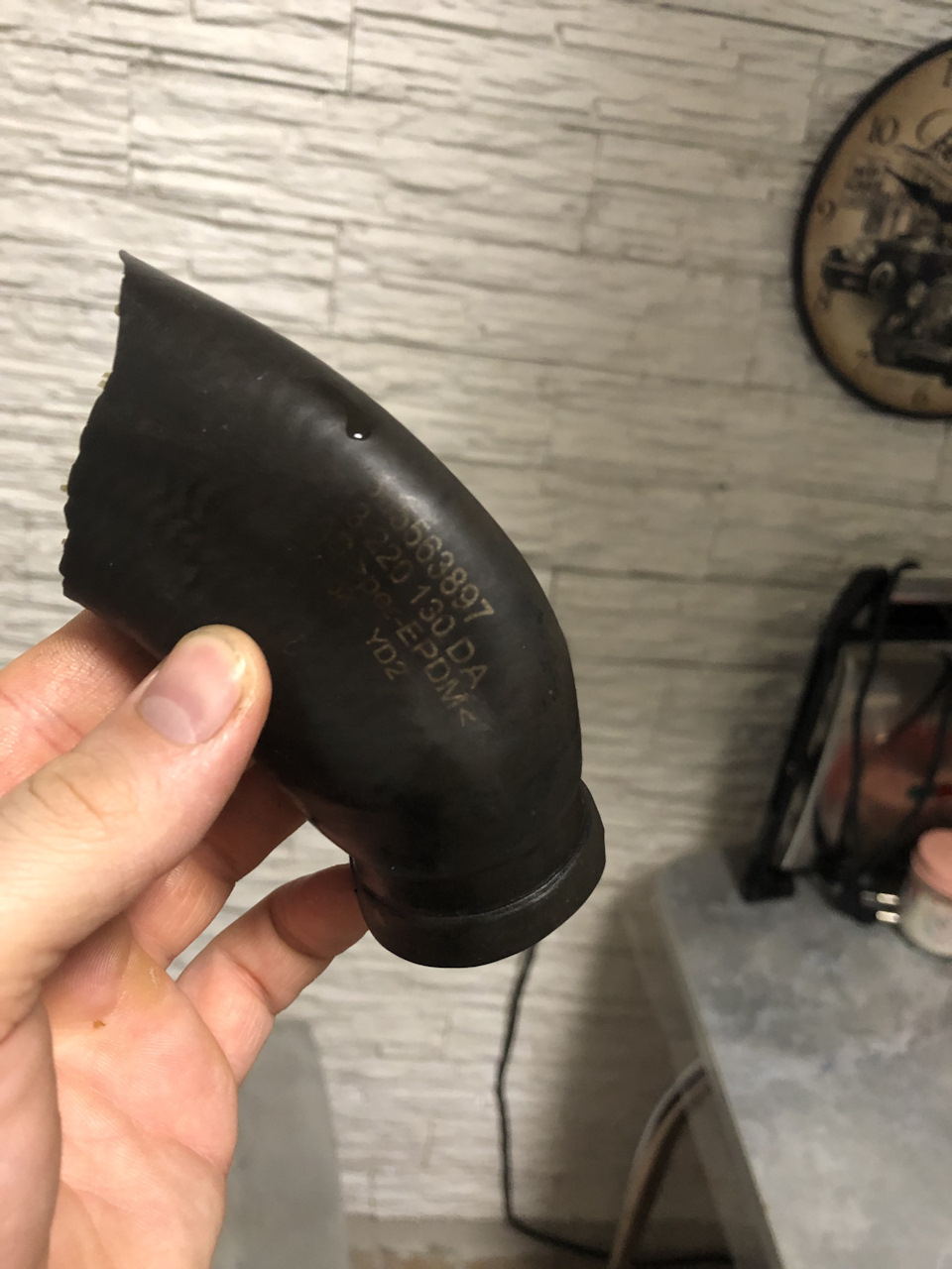 Надулся патрубок ож — Opel Insignia (1G), 1,8 л., 2011 года | поломка ...