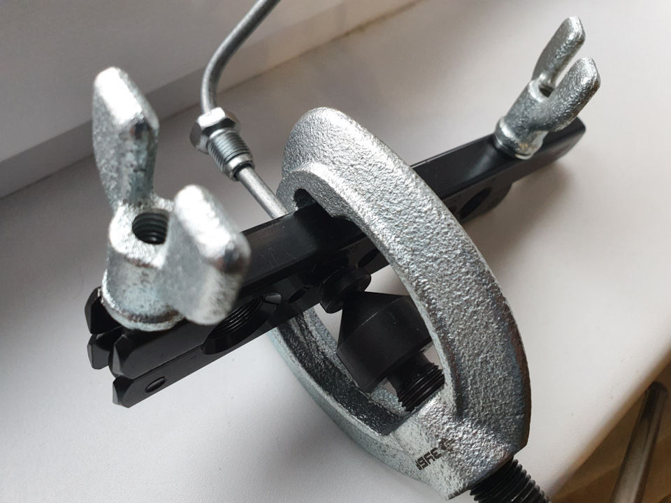 Вальцовка тормозных трубок — Lada 2108, 1,5 л, 1997 года | своими ...