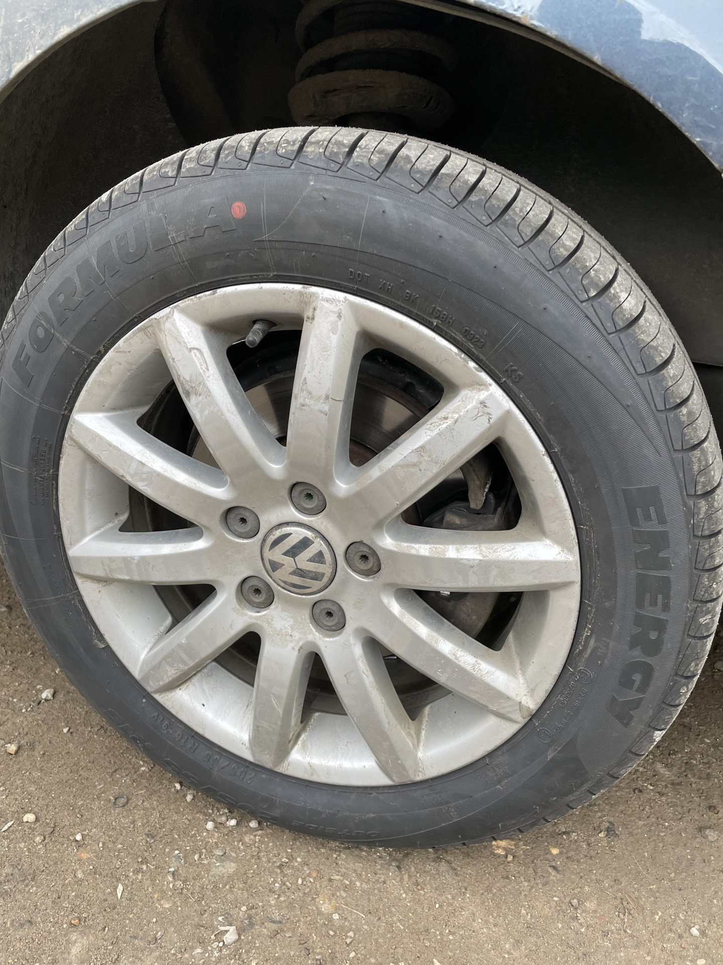 Новые тапки — Volkswagen Jetta V, 1,6 л, 2010 года | шины | DRIVE2