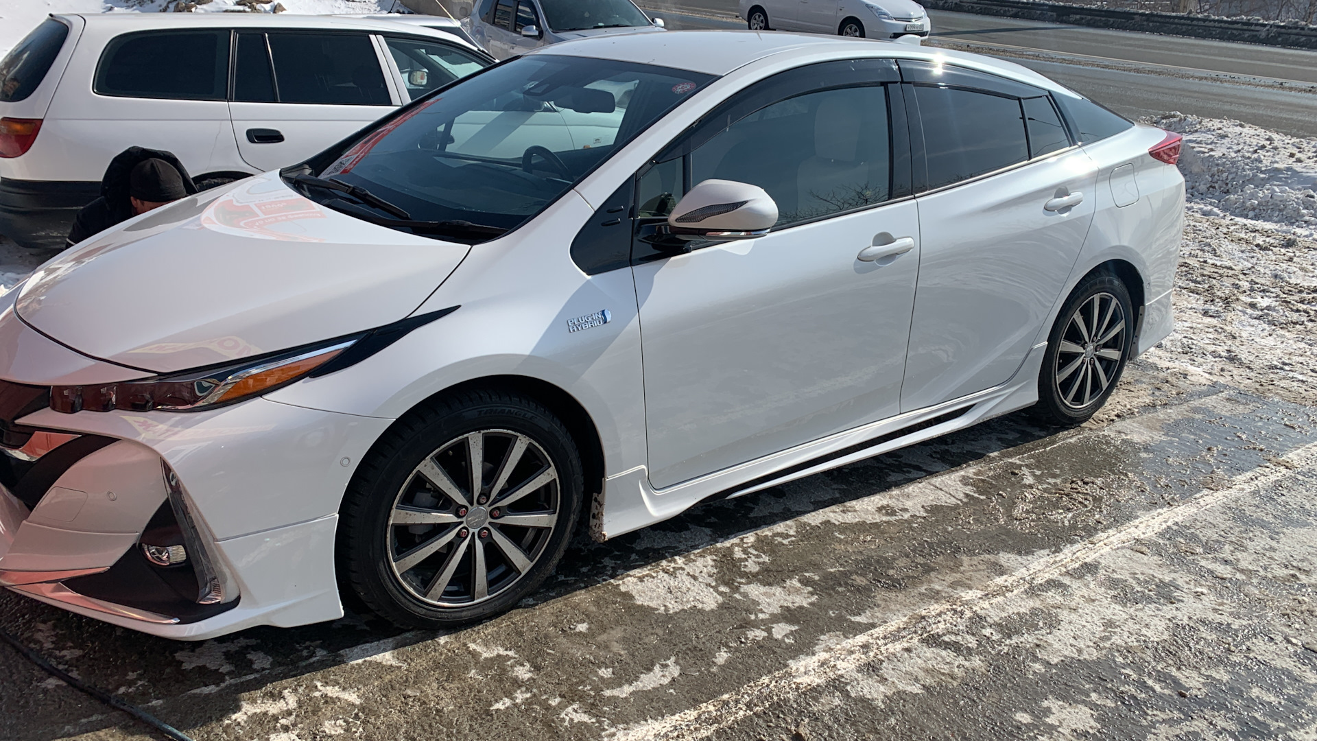 Toyota Prius PHV 2017