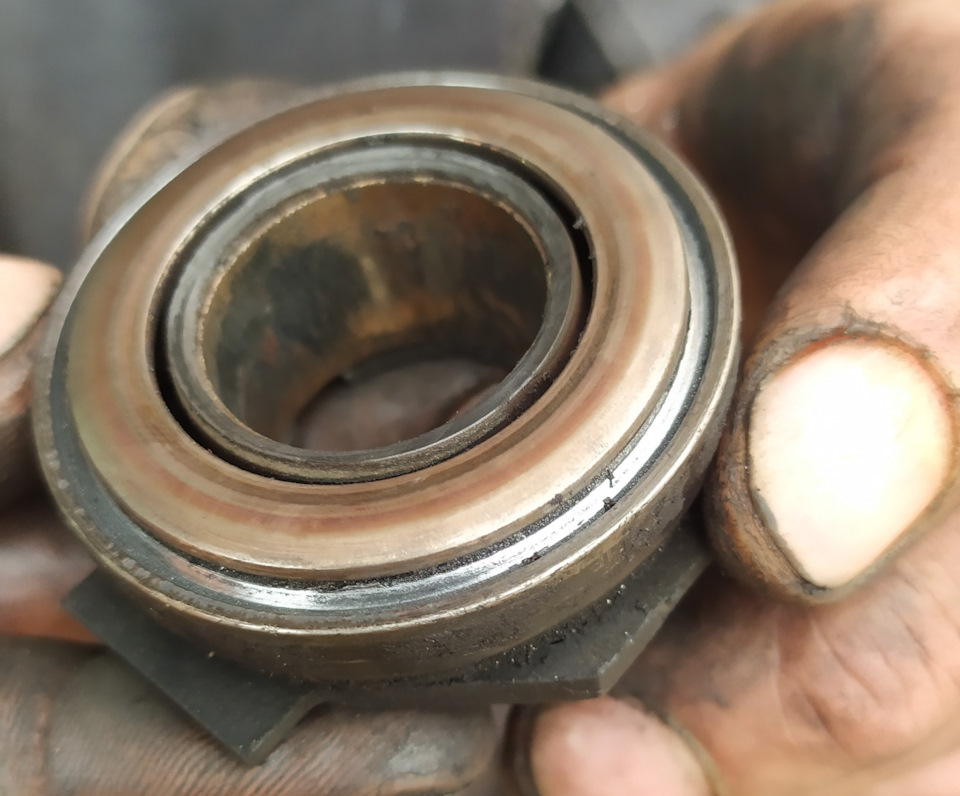 Хотел заменить выжимной подшипник, а попал на замену сцепления. Valeo ...