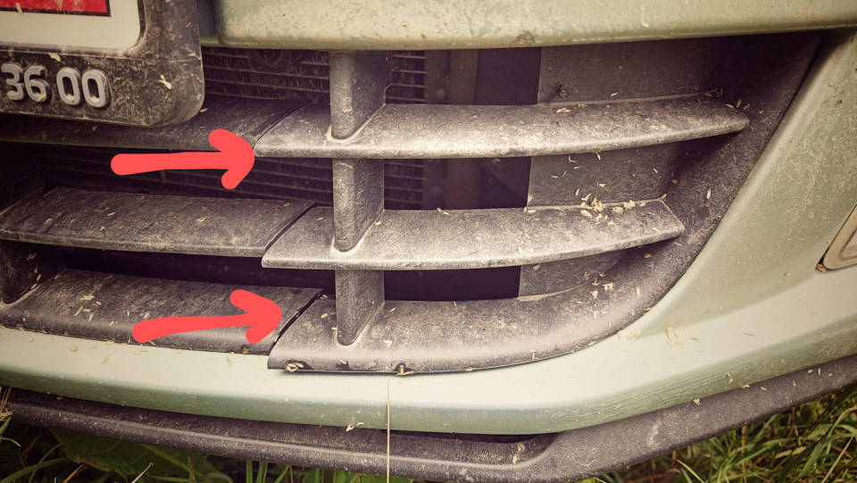 Замена дневных ходовых лампочек — Skoda Fabia Combi Mk2, 1,4 л, 2013 ...