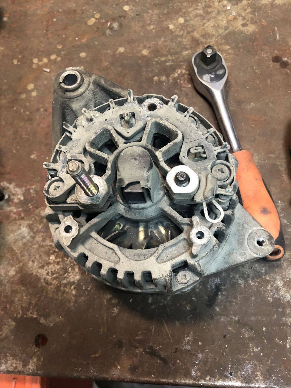 У Синего Дьявола пропал заряд аккумулятора — Mitsubishi Space Star, 1,3 ...