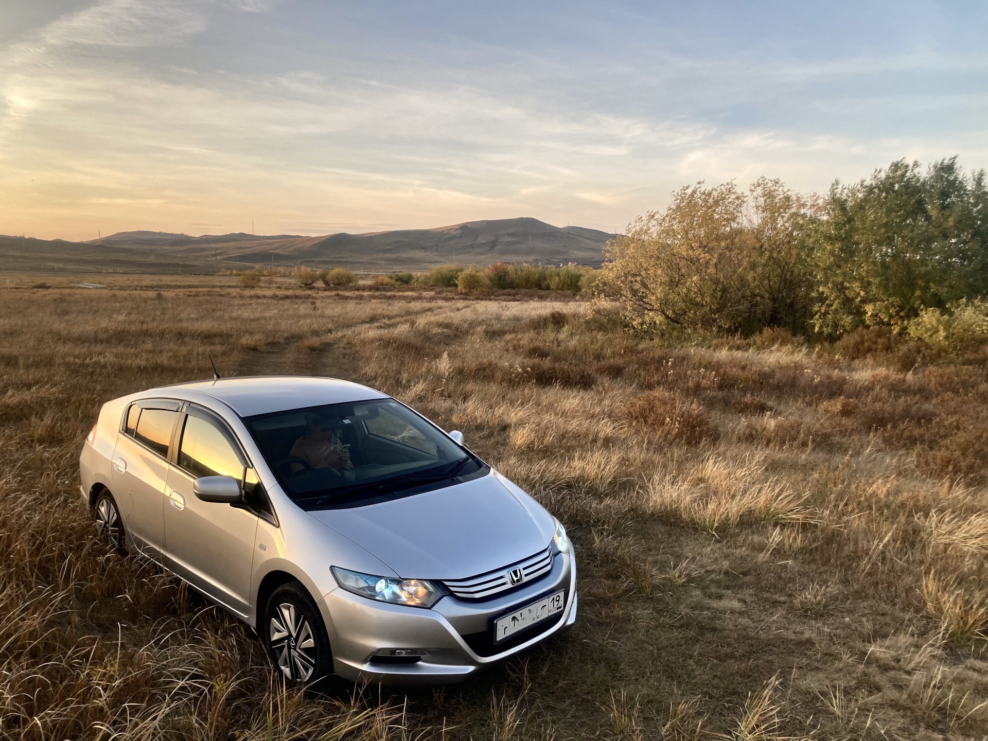 Расход инсайт. Honda foresight. honda insight 1 поколения. хонда инсайт отзывы владельцев недостатки и достоинства.