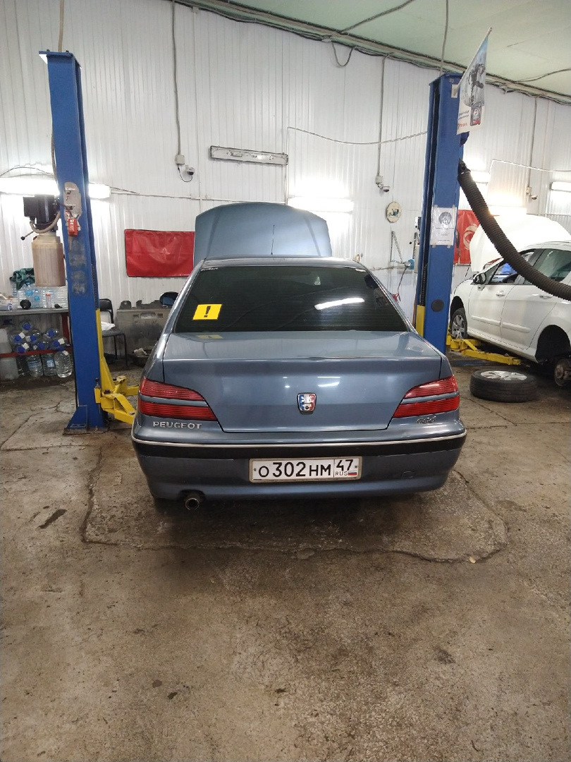 Замена поворотного кулака и внешнего пыльника шруса. Зимняя резина ...