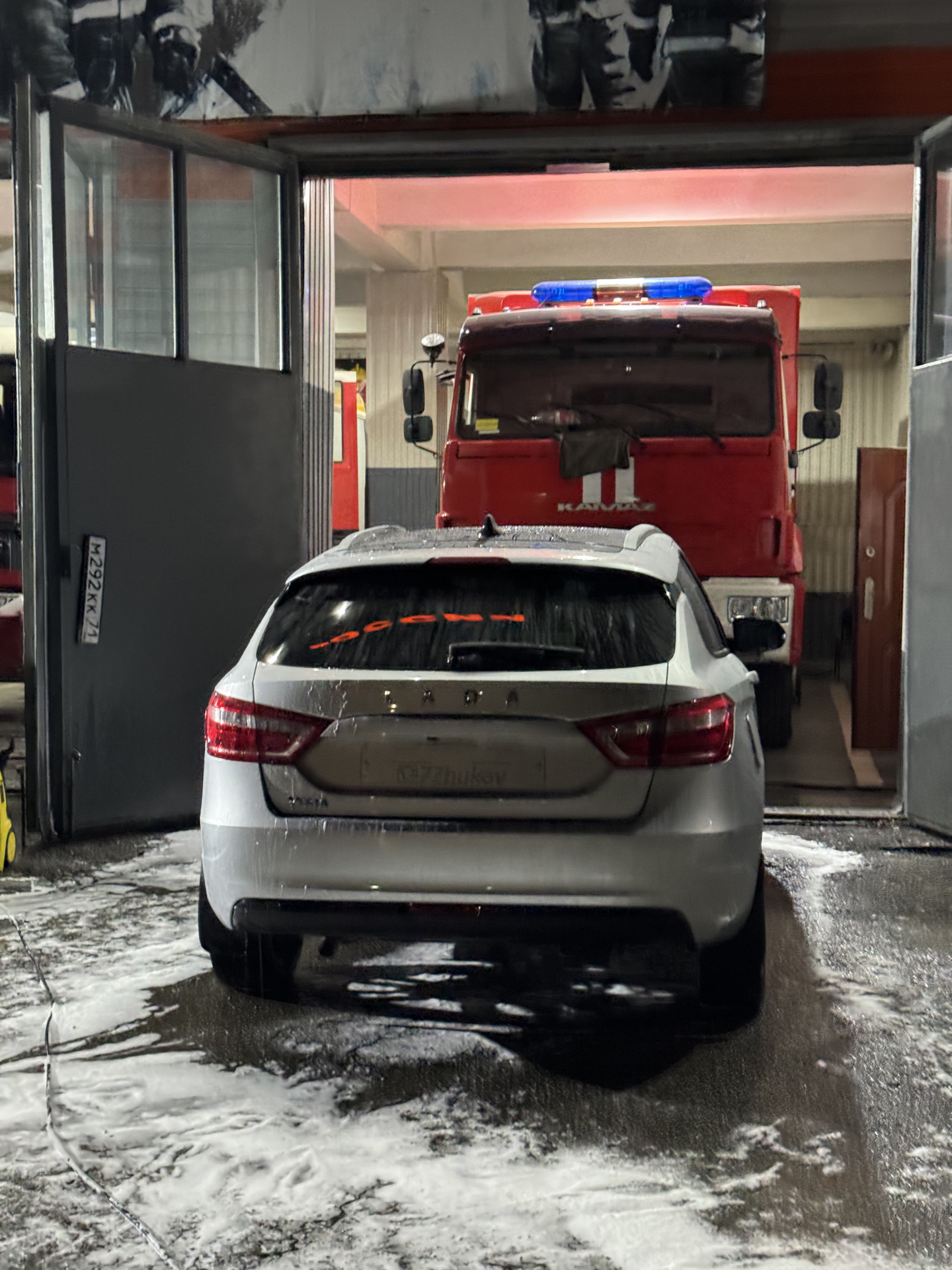 Скрытная установка регистратора — Lada Vesta SW (1G), 1,6 л, 2021 года ...