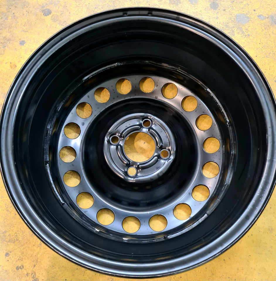 Штампованные диски KFZ 6Jx15 ET-40 4x100 на Renault Clio IV, Renault Logan  (2G), Renault Logan Stepway, Renault Sandero Stepway (2G), Renault Sandero  2G. | 2 200 ₽ в городе Волгоград | DRIVE2