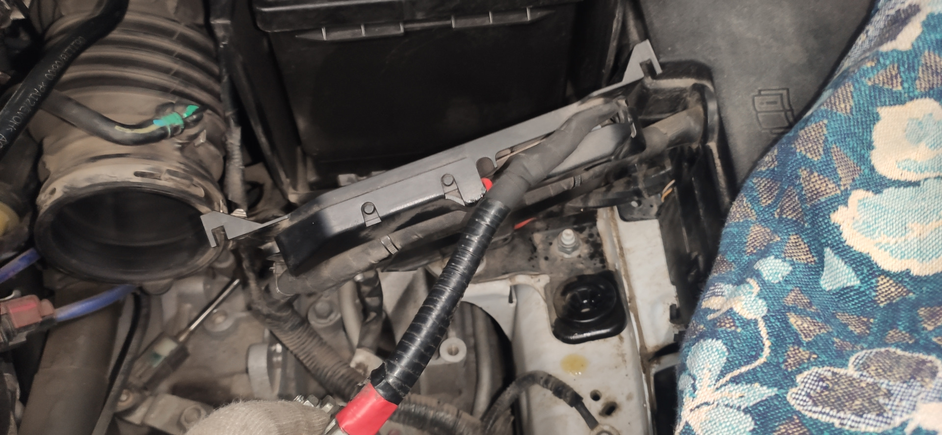 ⚠️Как снять АКБ? — Ford Kuga (2G), 1,5 л, 2019 года | своими руками ...