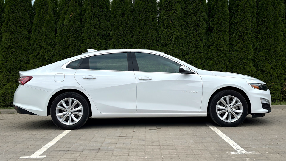 Chevrolet Malibu "Белоснежка"